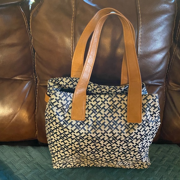Tommy Hilfiger | Classic - Large Tote Bag - Picture 8 of 14